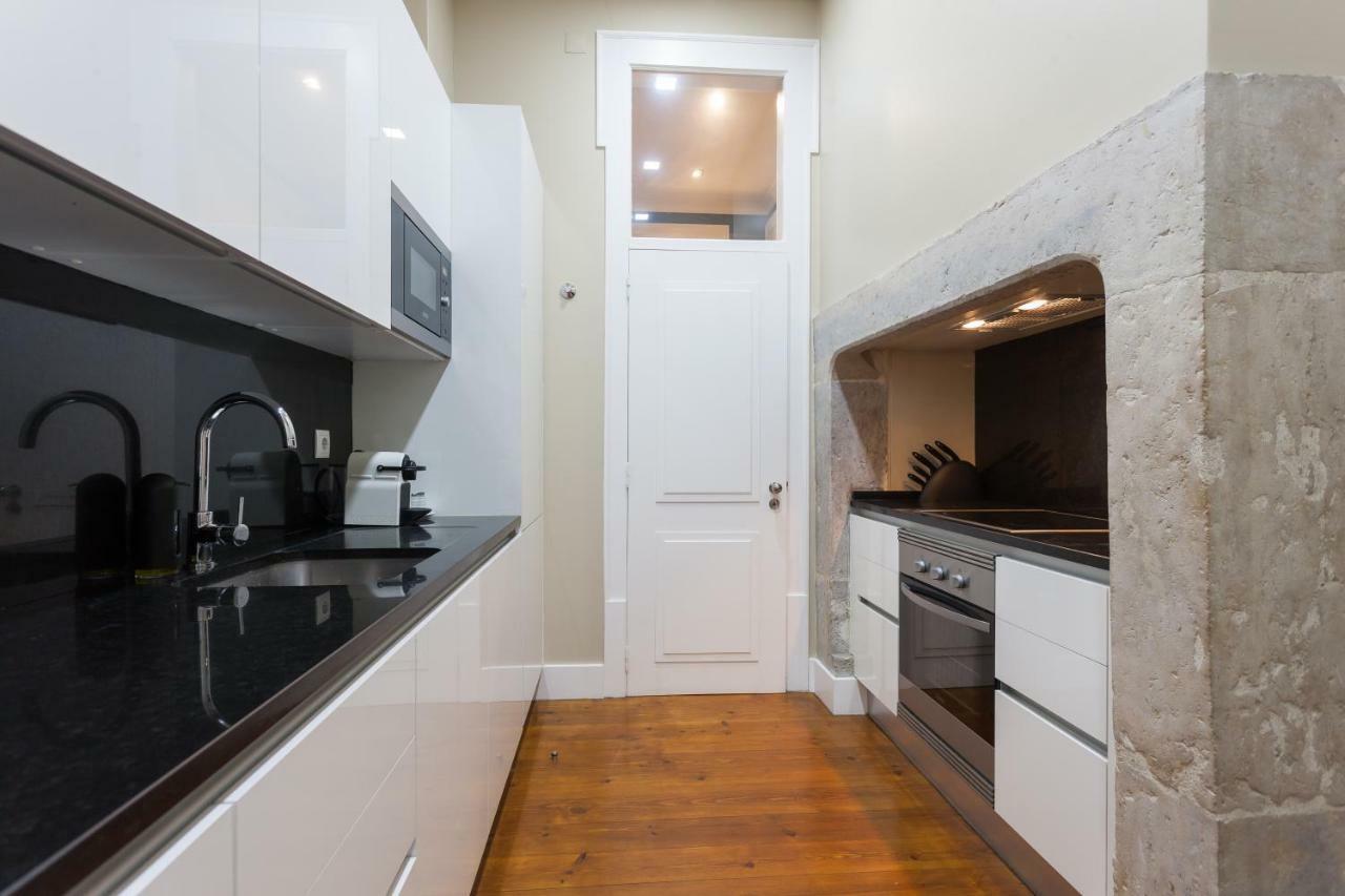 Baixa Vintage Three-Bedroom Apartment - By Lu Holidays Lisboa المظهر الخارجي الصورة